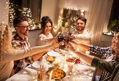 Cada nativo comemora o Ano-Novo de um jeito diferente (Imagem: Ground Picture | Shutterstock)  -  (crédito: EdiCase) -Cada nativo comemora o Ano-Novo de um jeito diferente (Imagem: Ground Picture | Shutterstock)  -  (crédito: EdiCase)