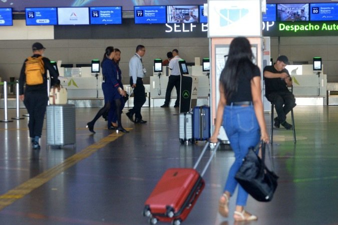 31/12/2025 - Ed Alves/CB/DA Press. Cidades. Movimento Aeroporto JK - Ultimo dia do Ano para Viajar. - (crédito: Ed Alves CB/DA Press) 31/12/2025 - Ed Alves/CB/DA Press. Cidades. Movimento Aeroporto JK - Ultimo dia do Ano para Viajar. - (crédito: Ed Alves CB/DA Press)