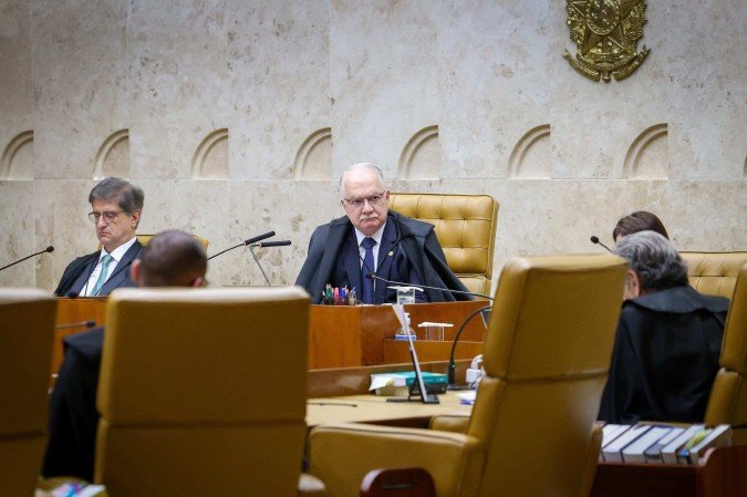 Atuação de Fachin seria capaz de arrefecer as pressões que vêm sendo feitas sobre o Supremo, apesar de Moraes e Toffoli estarem expostos -  (crédito: Gustavo Moreno/STF)