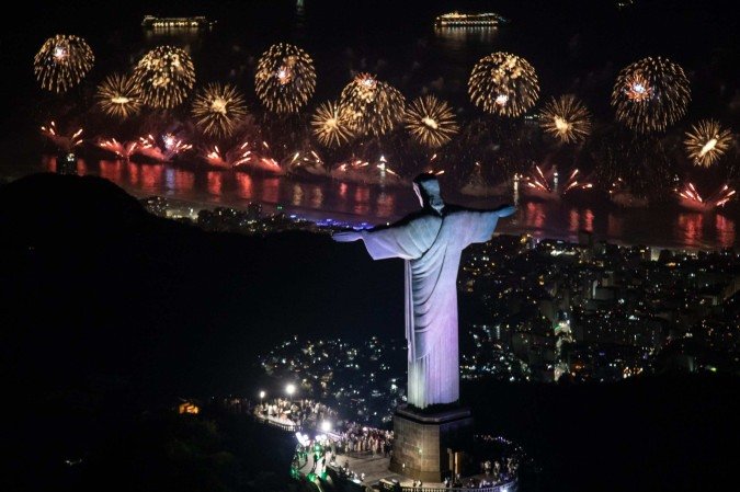 Ano-novo no Rio foi reconhecido como o maior do mundo, e reuniu 5,1 milhões de pessoas. Em Copacabana, público foi de 2,6 milhões -  (crédito: Fernando Maia/Riotur)