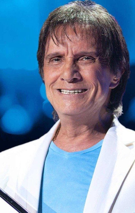 Roberto Carlos perde a paciência em show e dá bronca no público - (crédito: Reprodução/Globo) Roberto Carlos perde a paciência em show e dá bronca no público - (crédito: Reprodução/Globo)