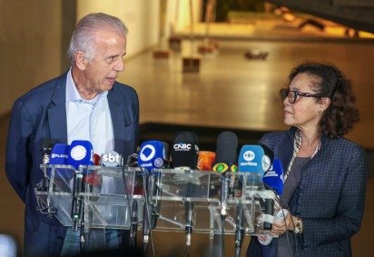 O Ministro da Defesa, José Múcio, e secretária-geral do Itamaraty, embaixadora Maria Laura da Rocha, participaram de nova reunião nesta noite sobre o ataque americano à Venezuela -  (crédito: Valter Campanato/Agência Brasil) -O Ministro da Defesa, José Múcio, e secretária-geral do Itamaraty, embaixadora Maria Laura da Rocha, participaram de nova reunião nesta noite sobre o ataque americano à Venezuela -  (crédito: Valter Campanato/Agência Brasil)