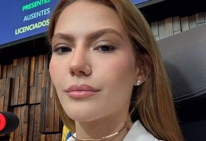 Deputada estadual e influenciadora, Sarah Poncio nega responsabilidade por débitos que somam R$ 1,7 bilhão registrados em seu nome na dívida ativa da União. -  (crédito: REDES SOCIAIS/REPRODUÇÃO)