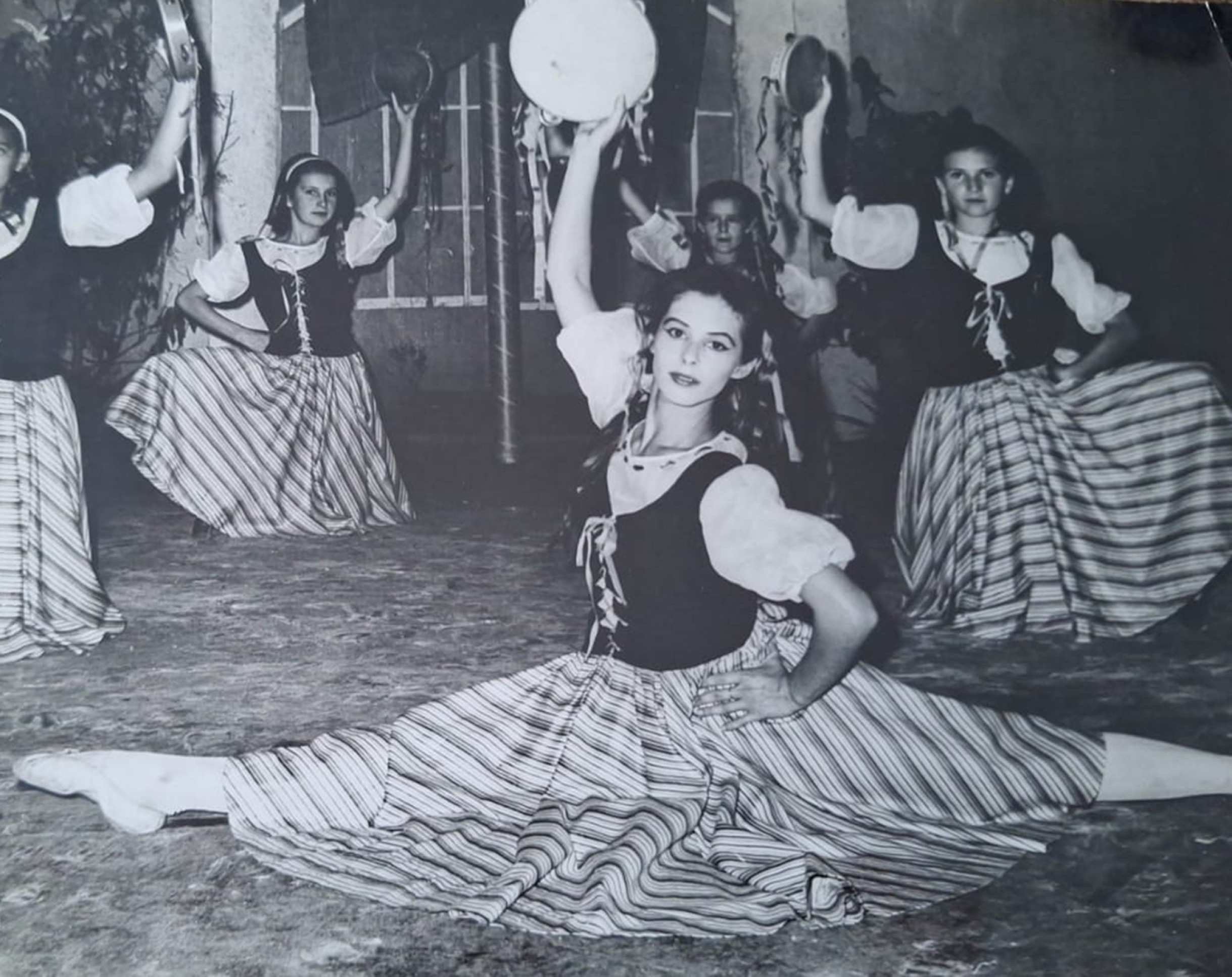 L&uacute;cia Toller, bailarina