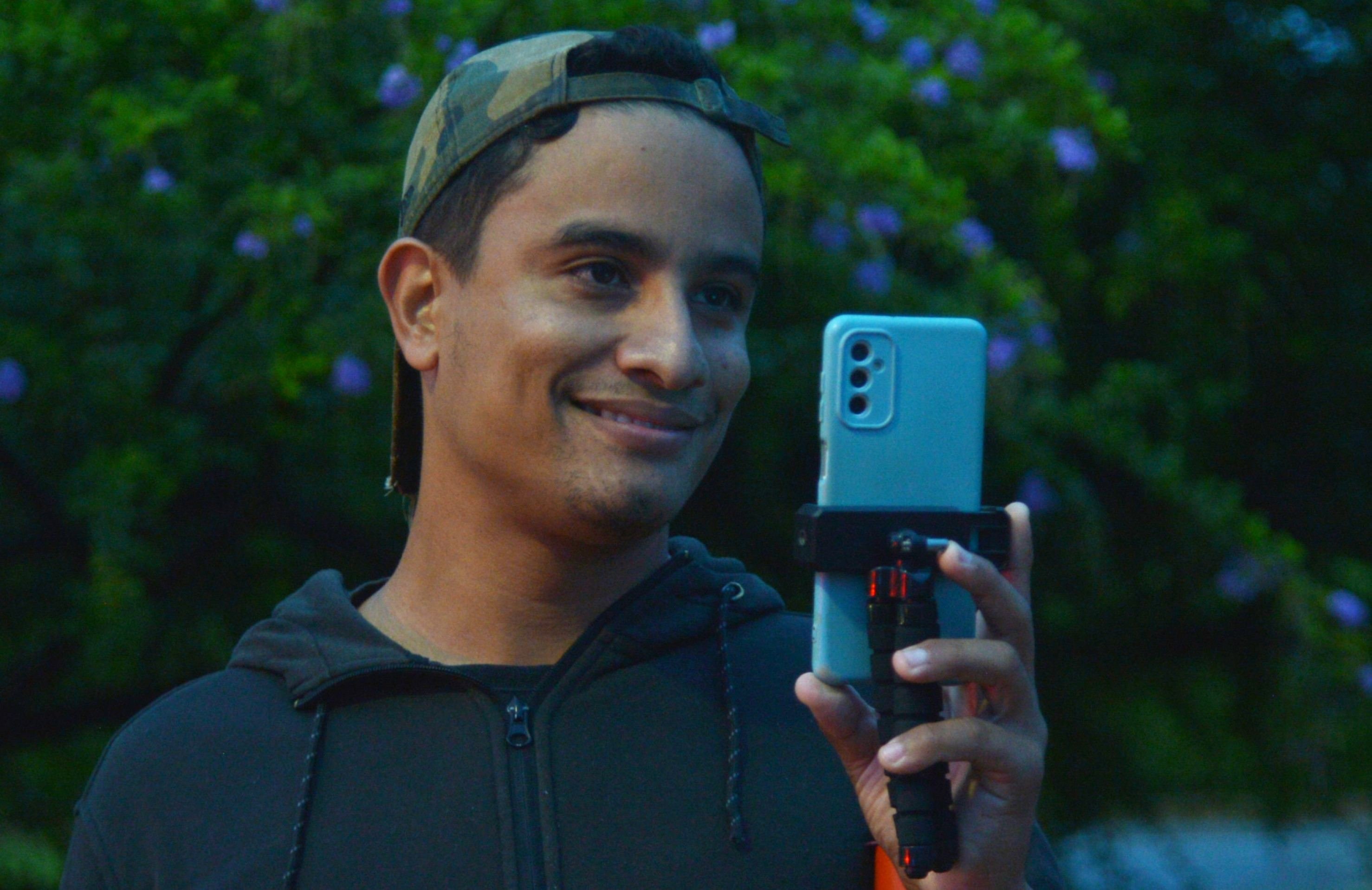  05/01/2026 - Ed Alves/CB/DA Press. Cidades. Manifesta&ccedil;&atilde;o contra a pris&atilde;o / Sequestro de Maduro. Manisfestantes sairam da Biblioteca Nacinal e caminharam ate a Embaixada dos EUA. 