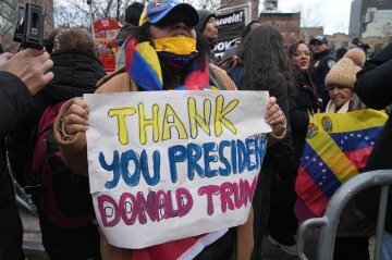  A supporter of US President Donald Trump demonstrates outside the Daniel Patrick Moynihan United States Courthouse after ousted Venezuelan president Nicolas Maduro attended his arraignment hearing on January 5, 2026 in New York. Deposed Venezuelan president Nicolas Maduro pleaded not guilty to charges of narco-terrorism in a New York court on Monday, two days after being snatched by US forces in a stunning raid on his home in Caracas. Maduro, 63, told a federal judge in Manhattan that he had been 