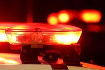 Homem morde ex-bombeiro em festa religiosa e &eacute; preso em fuga b&ecirc;bado -  (crédito: Reprodu&ccedil;&atilde;o/Sejusp)