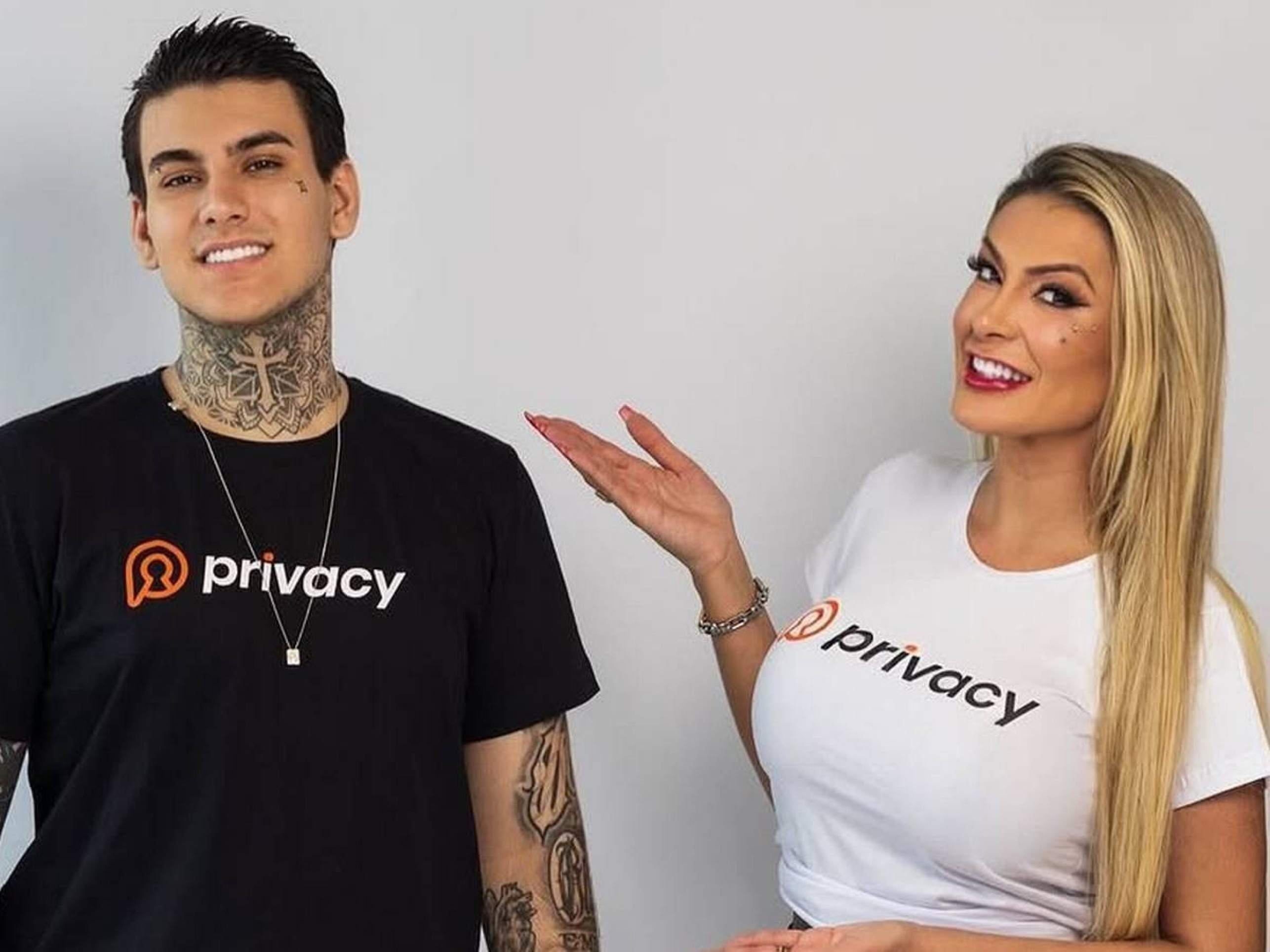 Através dos Stories do Instagram, a influenciadora fez uso de passagens bíblicas para se justificar. No texto, ela afirma que 'somos descendentes de Adão e Eva' e faz referência aos filhos do casal bíblico -  (crédito: Reprodu&ccedil;&atilde;o/Instagram/@andressaurachoficial)