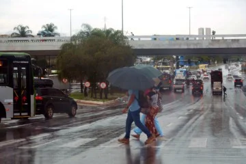  06/01/2026 - Ed Alves/CB/DA Press. Cidades. Chuva em Brasilia - Regi&atilde;o Central.  -  (crédito:  Ed Alves/CB/DA Press)