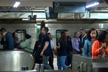 Todo o túnel da Asa Sul está interditado na manhã desta terça-feira (28/7) -  (crédito:  Ed Alves/CB/DA Press)