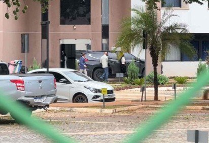 Michelle Bolsonaro deixou a Superintendência da PF junto a médico após incidente -  (crédito: Cássia André/CB/DA Press) -Michelle Bolsonaro deixou a Superintendência da PF junto a médico após incidente -  (crédito: Cássia André/CB/DA Press)