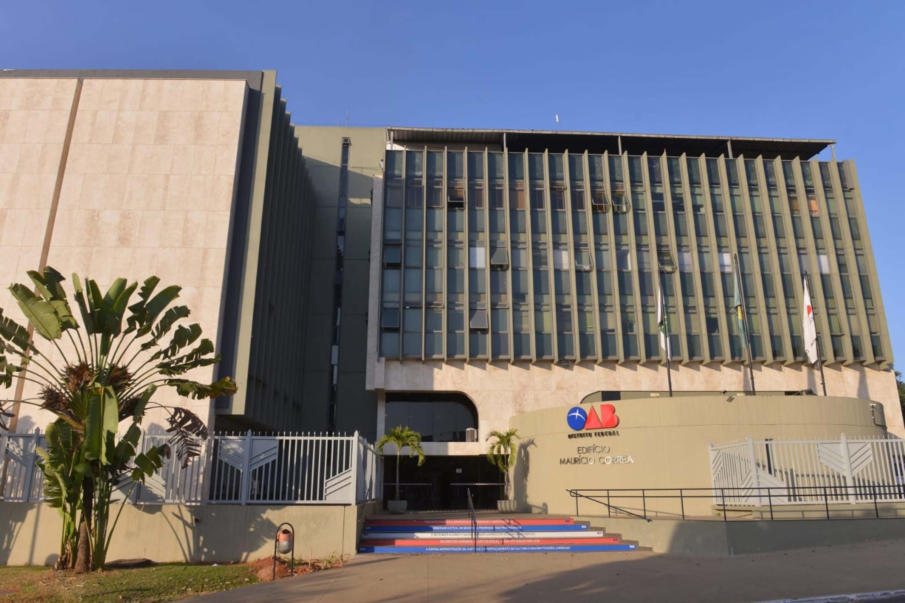 OAB emite nota de pesar pelo assassinato de professor em Sobradinho