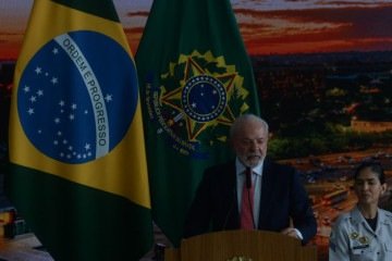 Lula discursa no Palácio do Planalto em cerimônia em defesa da democracia e memória aos atos de 8/1 -  (crédito: Marcelo Ferreira/CB/DA Press)