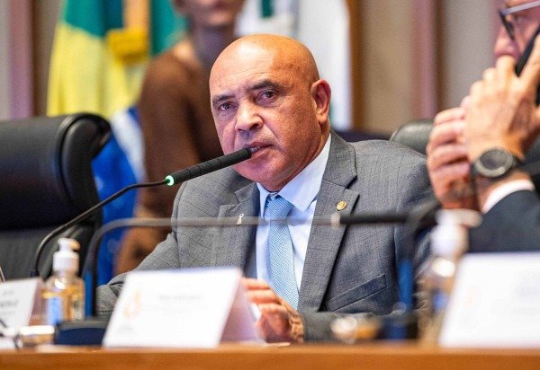 Para Wellington Luiz (MDB), o objetivo da oposi&ccedil;&atilde;o &eacute; desgastar o chefe do Executivo &agrave;s v&eacute;speras do per&iacute;odo eleitoral -  (crédito: Carolina Curi/Ag&ecirc;ncia CLDF)