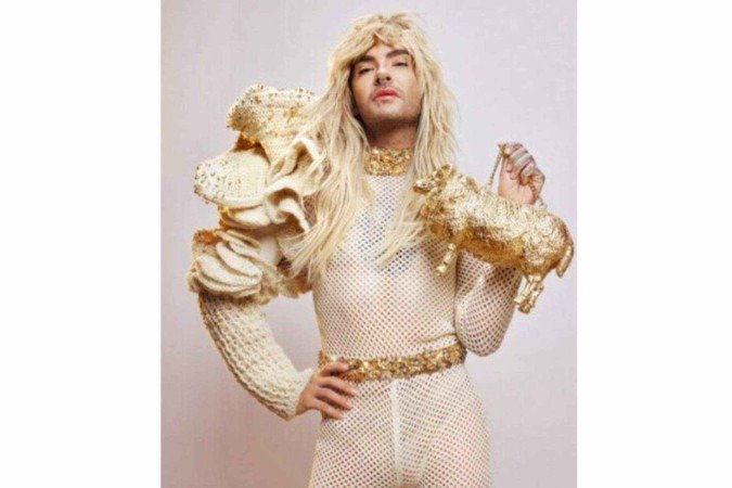 Peça da coleção 'Rainbow Wool Drama', assinada pelos estilistas de Kilian Kerner e Danny Reinke