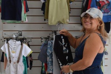 Com carinho, Cleide destina parte de sua renda para presentear filhos e netos -  (crédito:  Marcelo Ferreira/CB/D.A Press)