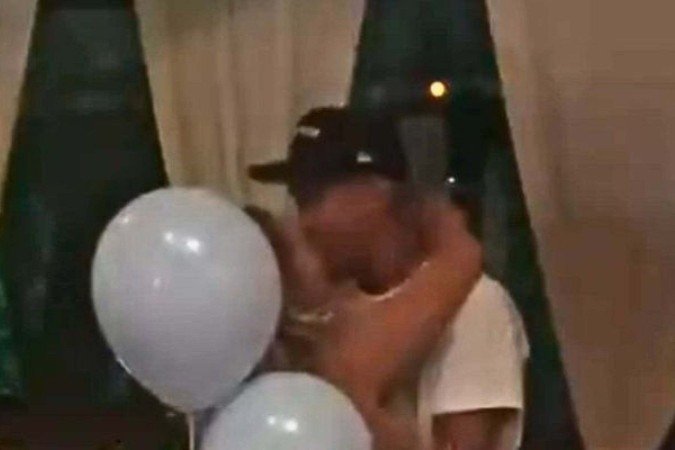 Samuel Lino e Camila Canuto mantêm relação desde antes da chegada do jogador ao Rio - (crédito: Foto: Reprodução) Samuel Lino e Camila Canuto mantêm relação desde antes da chegada do jogador ao Rio - (crédito: Foto: Reprodução)