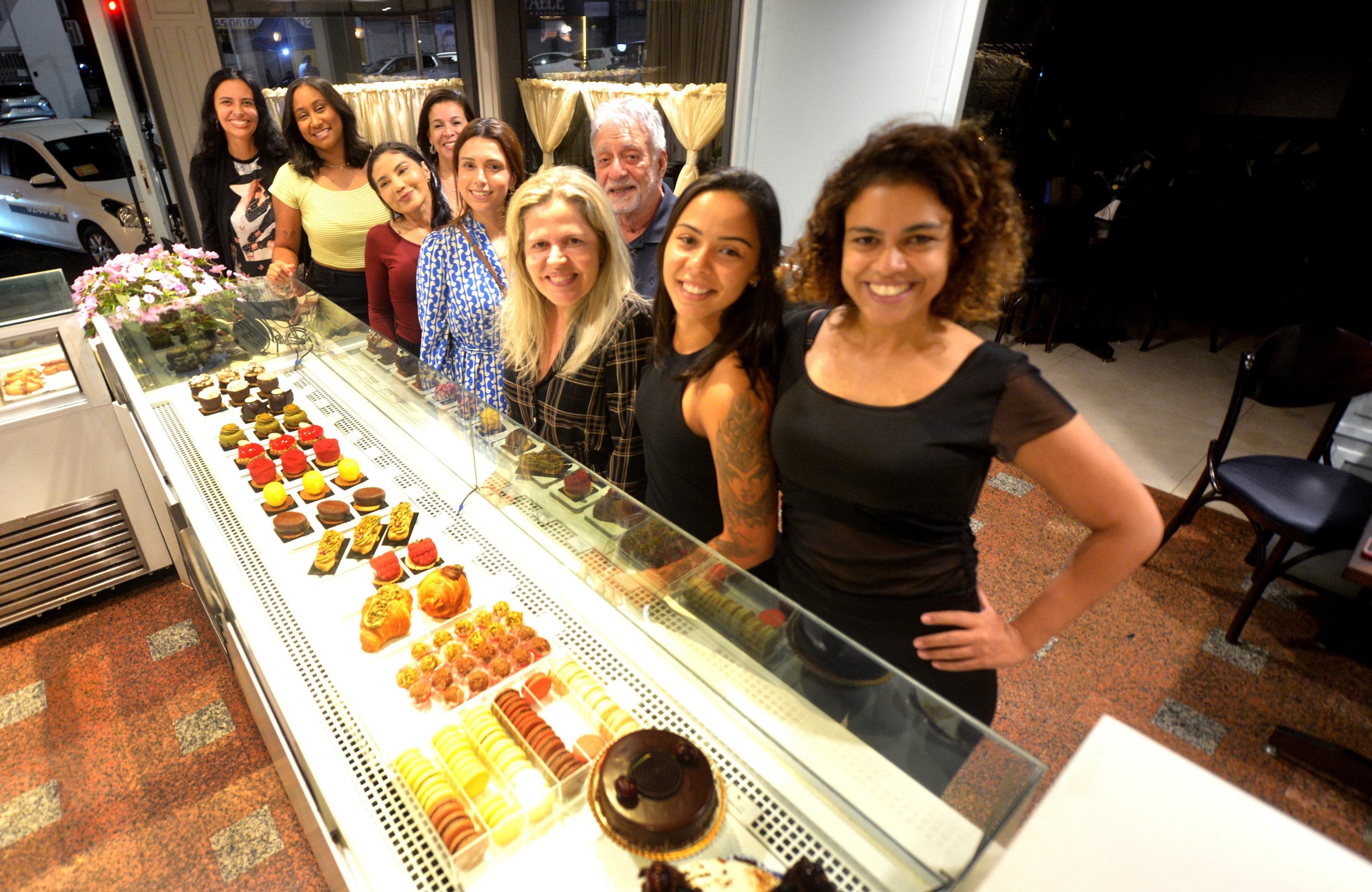  09/01/2026 - Ed Alves/CB/DA Press. Revista. Grupo de amigos que faz encontros. 