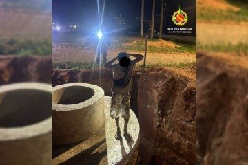  No local, também foram apreendidas uma tesoura e um alicate de pressão, ferramentas que, segundo a PMDF, teriam sido utilizadas na tentativa de cometer o crime -  (crédito: Divulgação/PMDF)