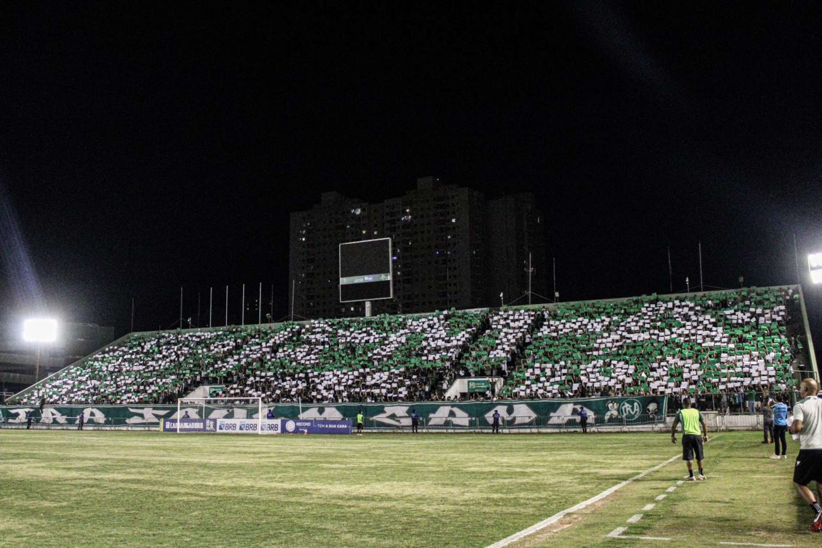 Torcida gamense marcou presen&ccedil;a no Bezerr&atilde;o, com quase 10 mil presentes e renda de R$ 182 mil 