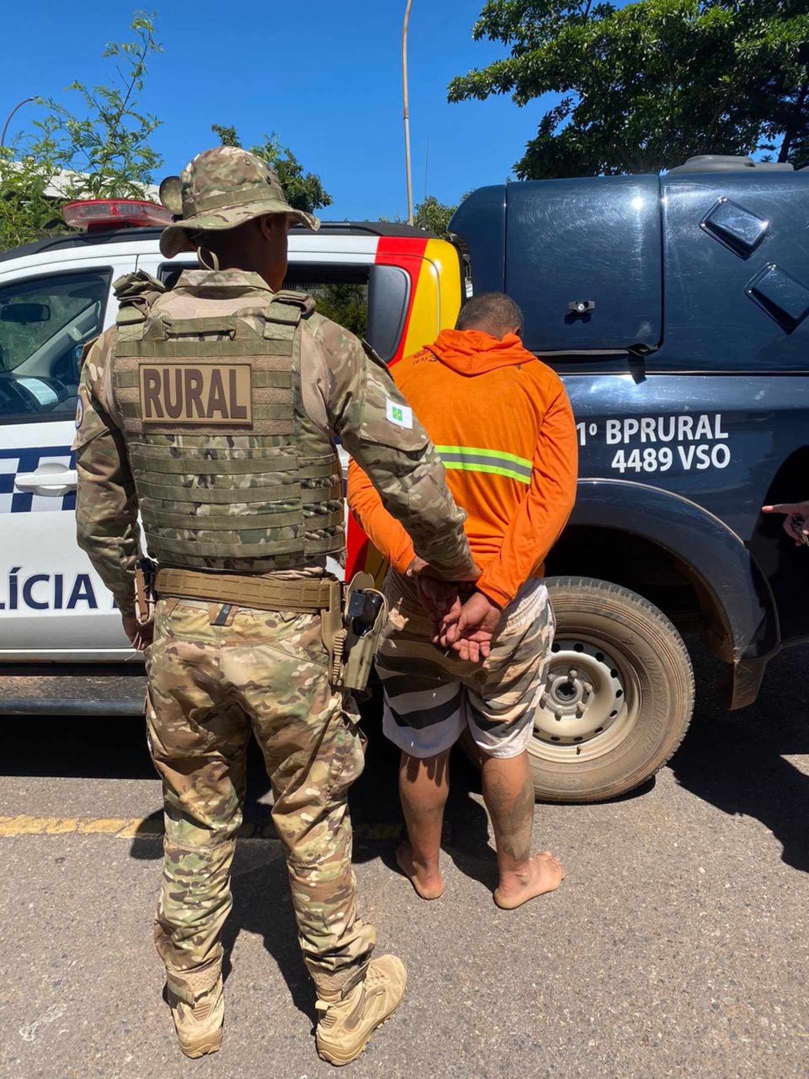 Homem é preso ao tentar matar primo com faca na área rural de Samambaia