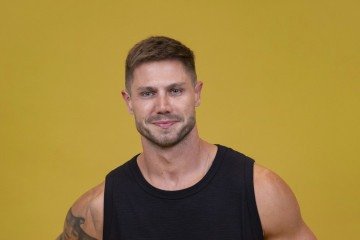 Participante do BBB 12, Jonas Sulzbach volta à casa mais vigiada do Brasil
