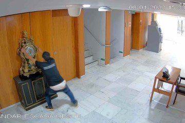 Mec&acirc;nico do interior de Goi&aacute;s foi condenado a 17 anos de pris&atilde;o por sua participa&ccedil;&atilde;o nos atos golpistas de 8 de janeiro de 2023  -  (crédito: Reprodu&ccedil;&atilde;o )