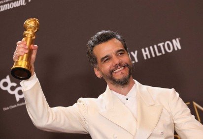 Wagner Moura com Globo de Ouro: sucesso do cinema brasileiro -  (crédito:  AFP) -Wagner Moura com Globo de Ouro: sucesso do cinema brasileiro -  (crédito:  AFP)
