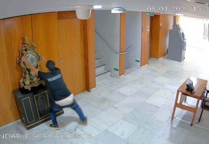 Mec&acirc;nico do interior de Goi&aacute;s foi condenado a 17 anos de pris&atilde;o por sua participa&ccedil;&atilde;o nos atos golpistas de 8 de janeiro de 2023  -  (crédito: Reprodu&ccedil;&atilde;o )