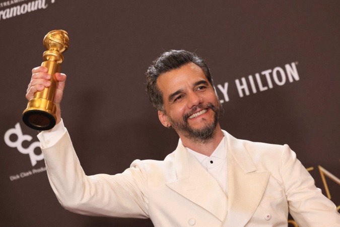 Wagner Moura com Globo de Ouro: sucesso do cinema brasileiro - (crédito: AFP) Wagner Moura com Globo de Ouro: sucesso do cinema brasileiro - (crédito: AFP)