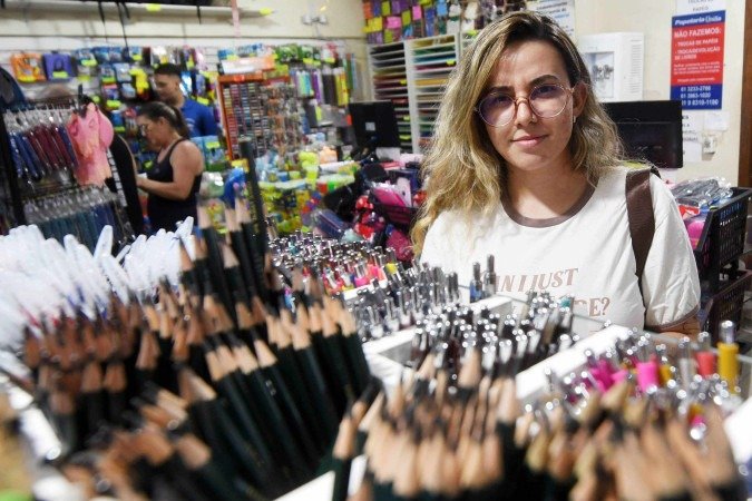 Ana Clara comprou metade dos materiais pela internet -  (crédito:  Ed Alves/CB/DA Press)