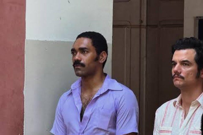 Ítalo Martins, ator em O agente secreto, celebra a vitória
de Wagner Moura
e de Kleber
Mendonça Filho - (crédito: Reprodução/Instagram ) Ítalo Martins, ator em O agente secreto, celebra a vitória
de Wagner Moura
e de Kleber
Mendonça Filho - (crédito: Reprodução/Instagram )