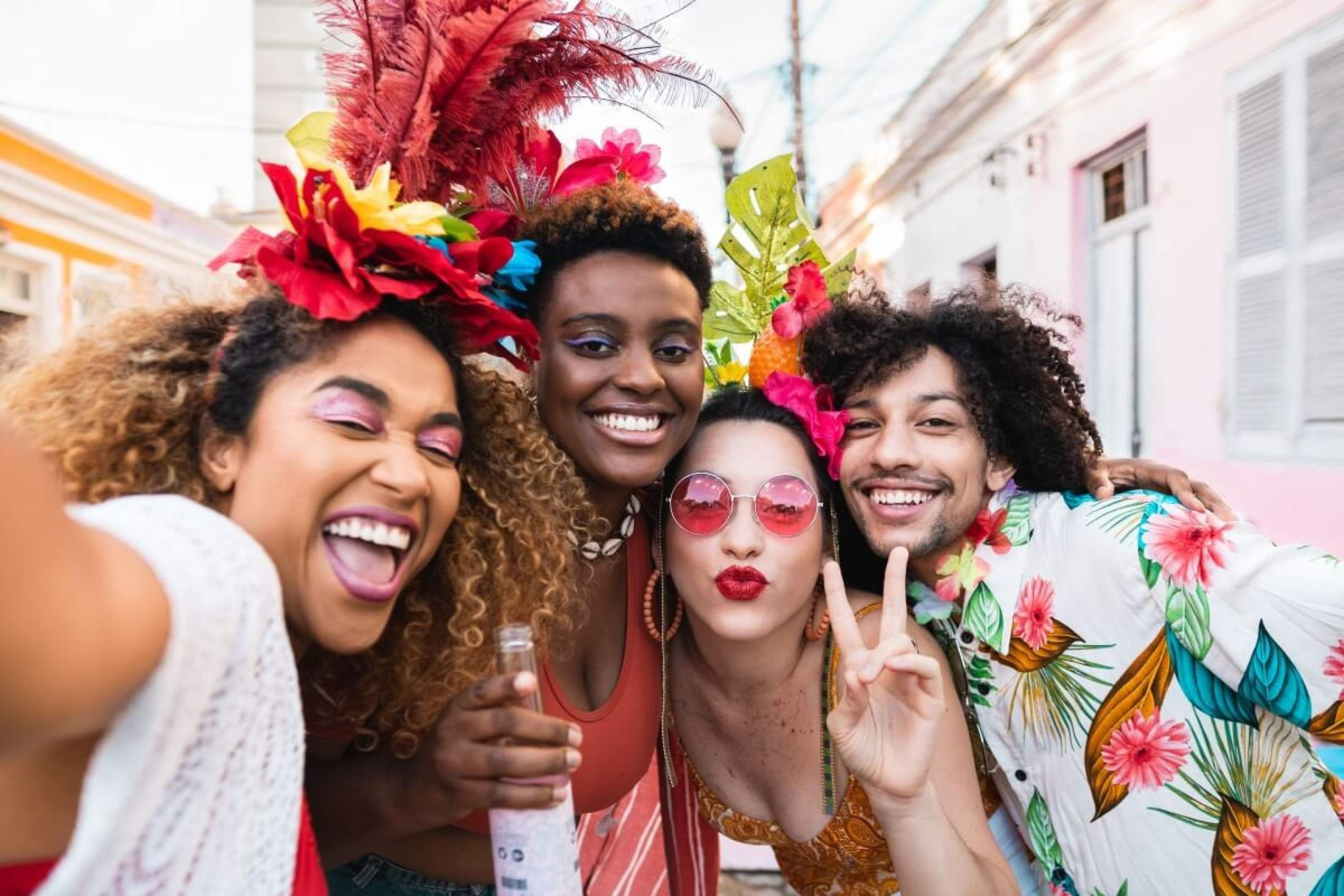 Carnaval e astrologia: veja como cada signo aproveita a folia