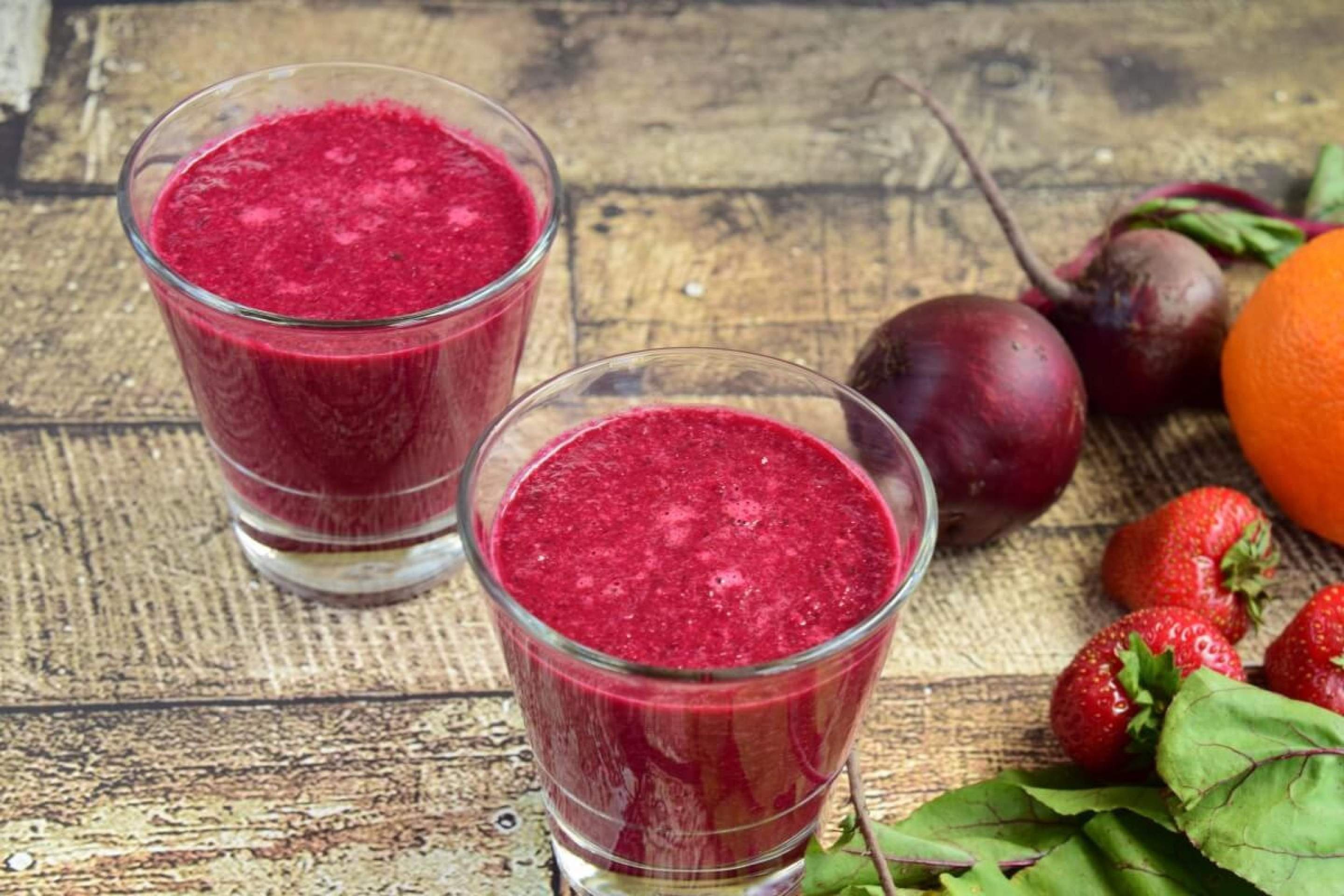 Suco detox: 8 receitas para começar a semana com saúde