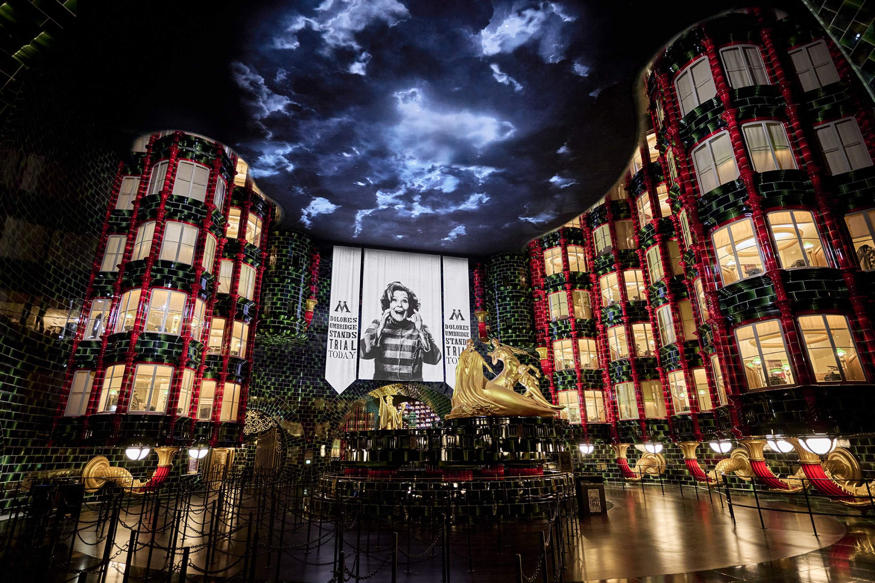  The Wizarding World of Harry Potter - Ministry of Magic