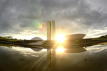 Bom dia, Brasília! Dia será de chuvas isoladas na capital -  (crédito: Ed Alves/CB/DA Press)