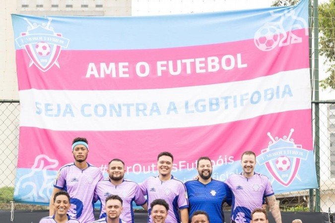 O grupo T Mosqueteiros surgiu como resposta às barreiras enfrentadas por pessoas transmasculinas em espaços tradicionalmente excludentes