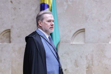 O ministro do STF Dias Toffoli, relator da ação que envolve o Banco Master, cobra explicações da Polícia Federal - (crédito: Antonio Augusto / STF) O ministro do STF Dias Toffoli, relator da ação que envolve o Banco Master, cobra explicações da Polícia Federal - (crédito: Antonio Augusto / STF)