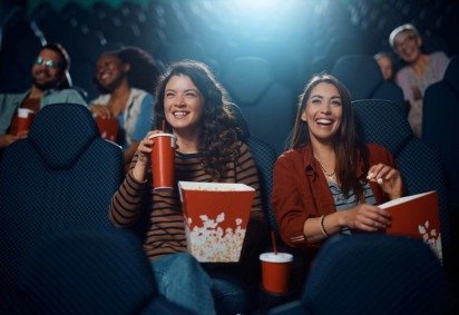 Os lançamentos da semana contemplam diferentes faixas etárias, oferecendo desde conteúdo infantil até narrativas emocionalmente mais densas (Imagem: Drazen Zigic | Shutterstock) -  (crédito: EdiCase) -Os lançamentos da semana contemplam diferentes faixas etárias, oferecendo desde conteúdo infantil até narrativas emocionalmente mais densas (Imagem: Drazen Zigic | Shutterstock) -  (crédito: EdiCase)