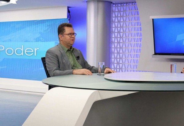 Bruna Gaston CB/DA Press