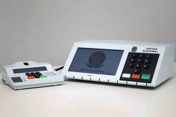 Encerrado o prazo, o TSE deve selecionar os pontos mais relevantes para discussão em audiências públicas previstas para ocorrer entre os dias 3 e 5 de fevereiro. - (crédito: Divulgação) Encerrado o prazo, o TSE deve selecionar os pontos mais relevantes para discussão em audiências públicas previstas para ocorrer entre os dias 3 e 5 de fevereiro. - (crédito: Divulgação)