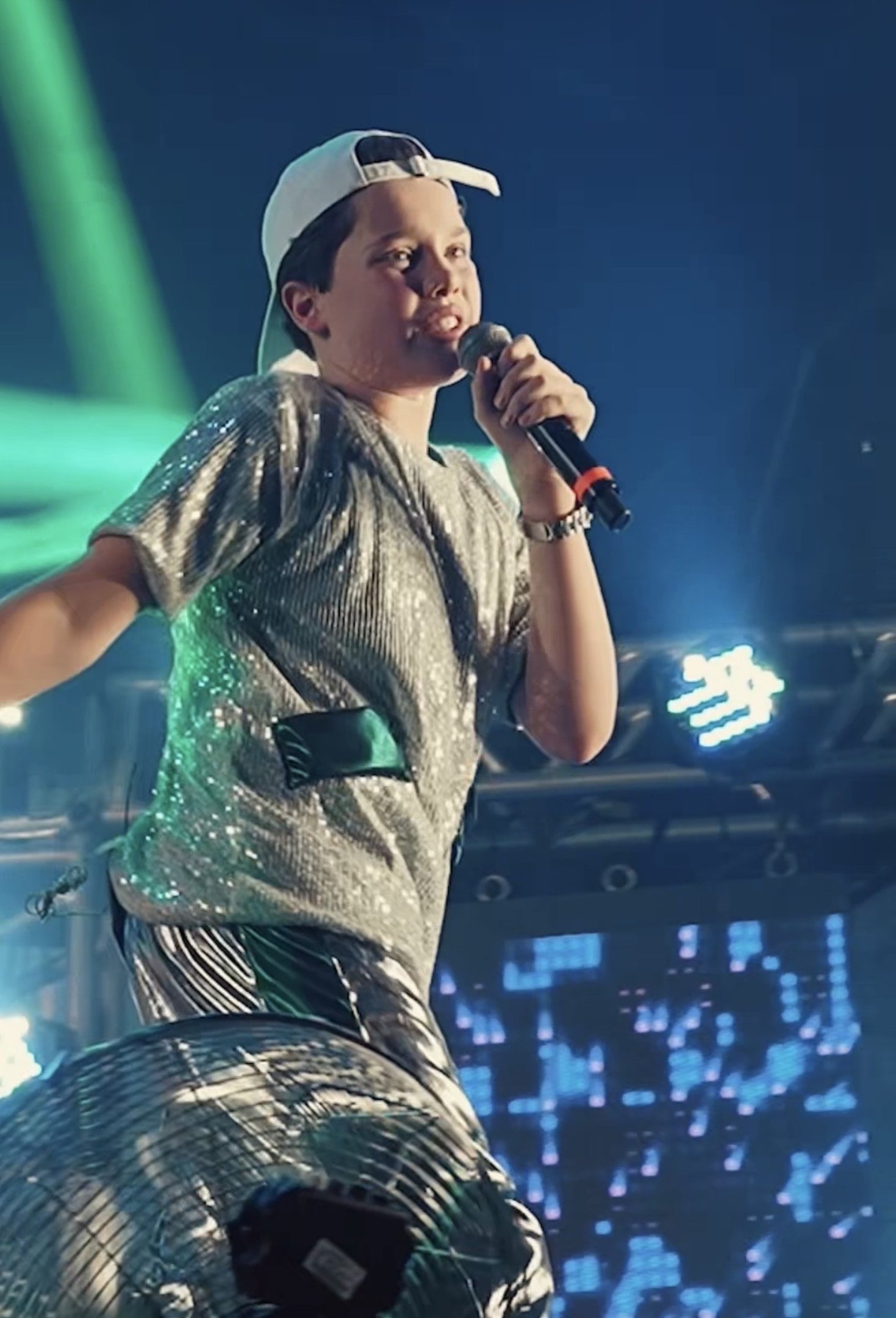 N&iacute;colas Netto diz que cantar &eacute; uma divers&atilde;o   