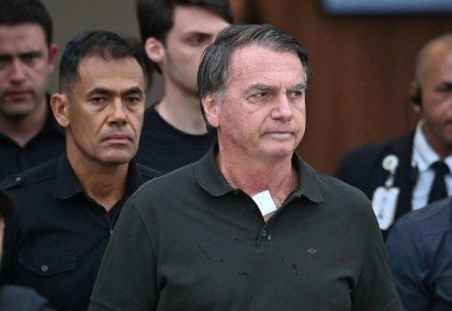 Moraes determina transferência de Bolsonaro para sala na 'Papudinha' -  (crédito: BBC Geral) -Moraes determina transferência de Bolsonaro para sala na 'Papudinha' -  (crédito: BBC Geral)