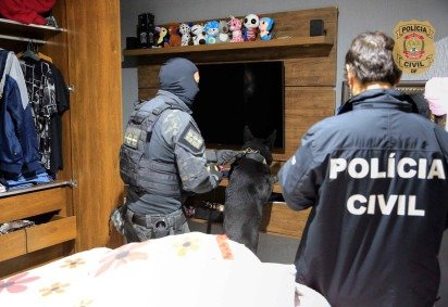 Oito pessoas foram presas -  (crédito: PCDF/Divulgação) -Oito pessoas foram presas -  (crédito: PCDF/Divulgação)