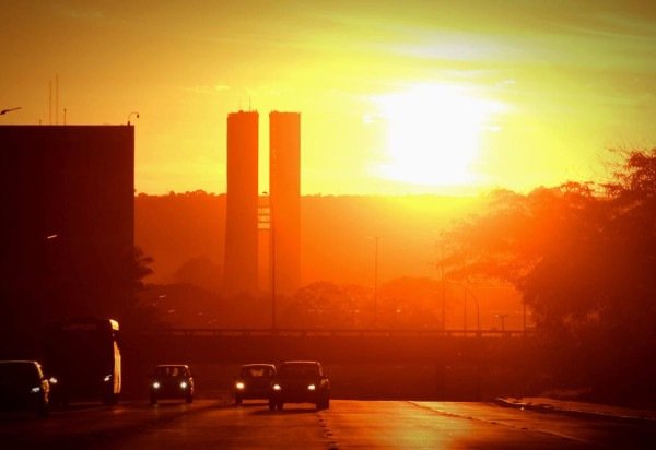 Ed Alves/CB/D.A Press