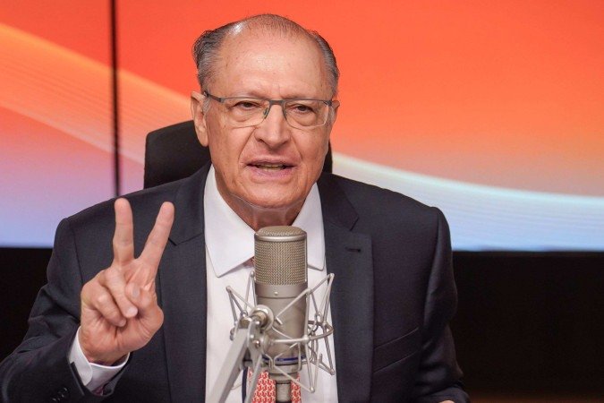 Alckmin minimiza impacto de tarifa de 25% anunciada por Trump a parceiros do Irã