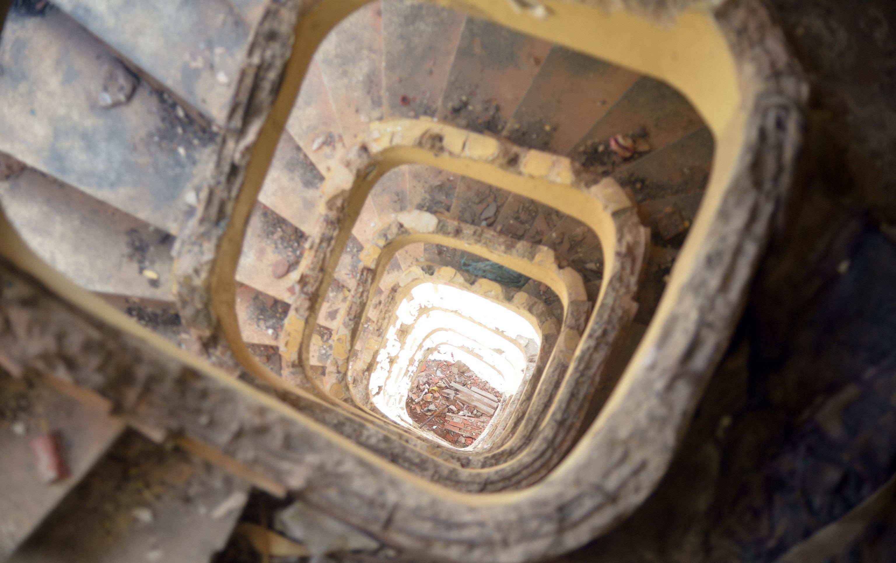 Torre Palace ser&aacute; implodido em 25 de janeiro