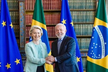 Presidente Lula recebe a presidente da Comissão Europeia, Ursula von der Leyen, no Rio

 

 -  (crédito: Ricardo Stuckert/PR)