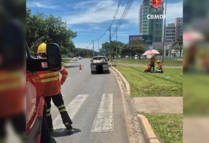 A v&iacute;tima foi transportada para o hospital com ferimentos leves e consciente -  (crédito: Reprodu&ccedil;&atilde;o: CBMDF) -A v&iacute;tima foi transportada para o hospital com ferimentos leves e consciente -  (crédito: Reprodu&ccedil;&atilde;o: CBMDF)
