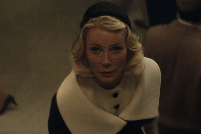 Numa personagem emblem&aacute;tica, Gwyneth Paltrow faz toda a diferen&ccedil;a na amalucada com&eacute;dia